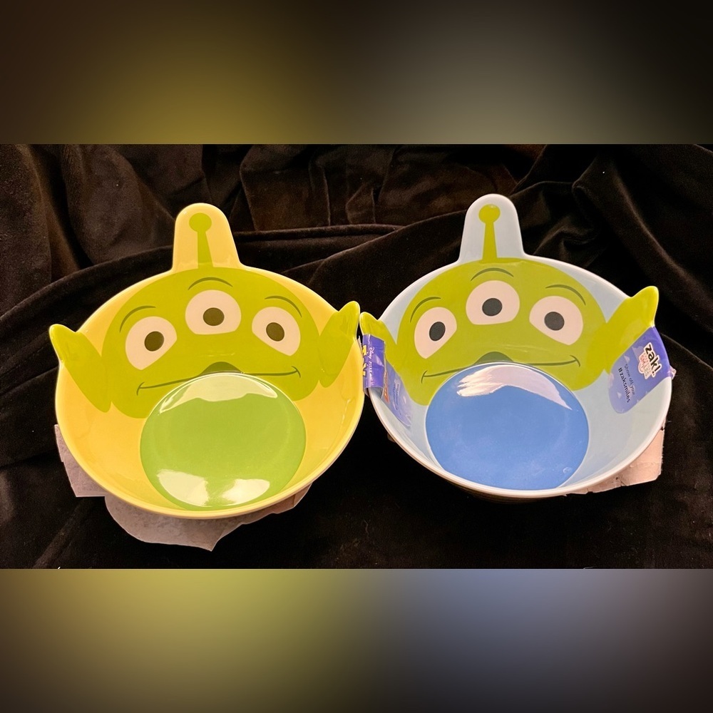Zak! Toy Story Alien Bowls Set of 2 Disney Pixar NWT Little Green Men Sculpted